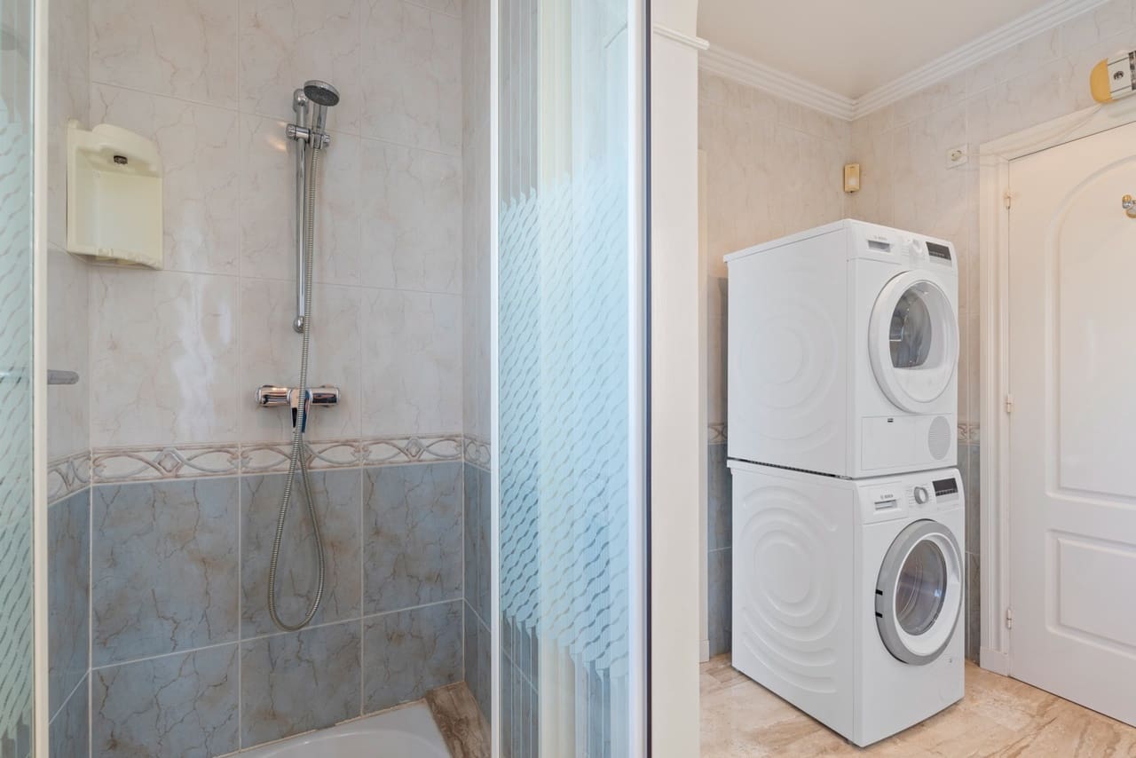 5 Zimmer Villa zu verkaufen in Ciudad Quesada mit Pool - 800.000 € (Ref: 9512013)