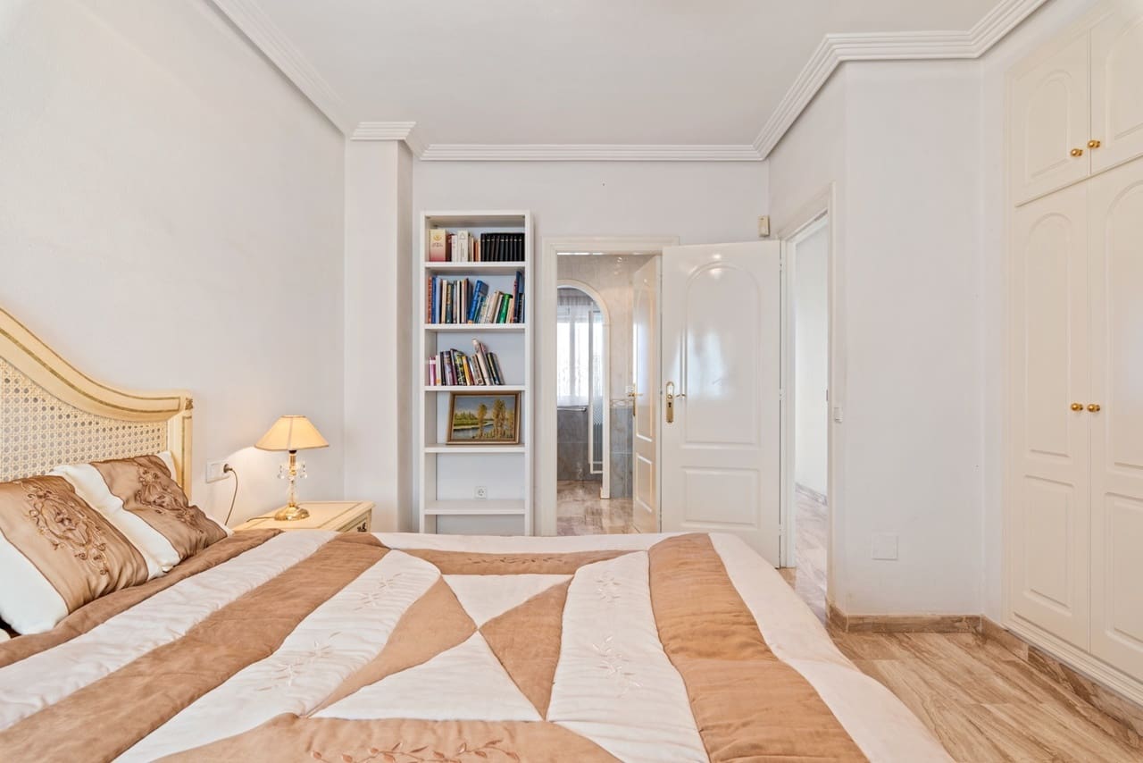 5 Zimmer Villa zu verkaufen in Ciudad Quesada mit Pool - 800.000 € (Ref: 9512013)