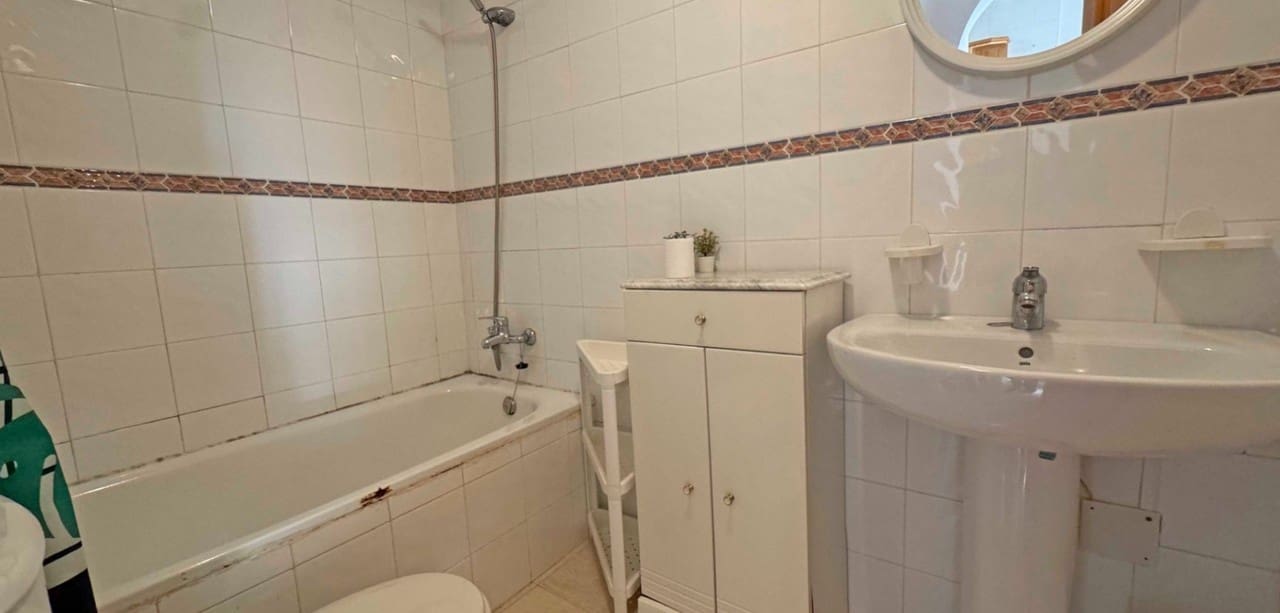 2 slaapkamer Appartement te koop in Orihuela Costa - € 132.000 (Ref: 9518440)