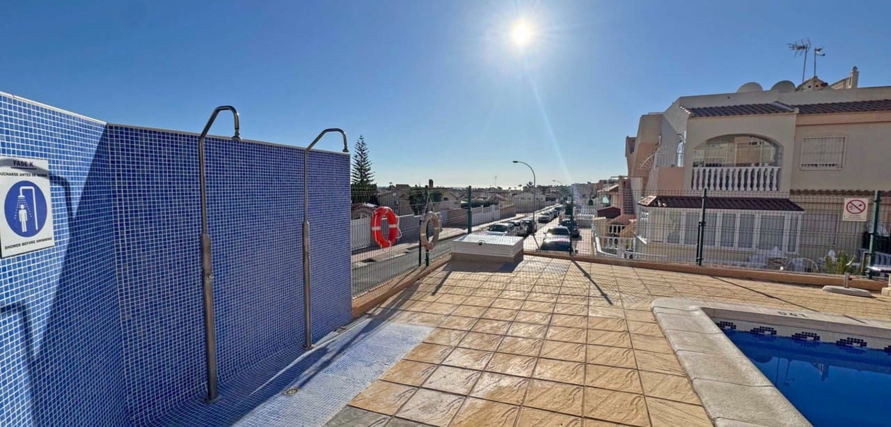 2 slaapkamer Appartement te koop in Orihuela Costa - € 132.000 (Ref: 9518440)