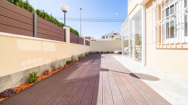 2 makuuhuone Huoneisto myytävänä paikassa El Molino, Torrevieja mukana uima-altaan - 208 000 € (Ref: 9518441)
