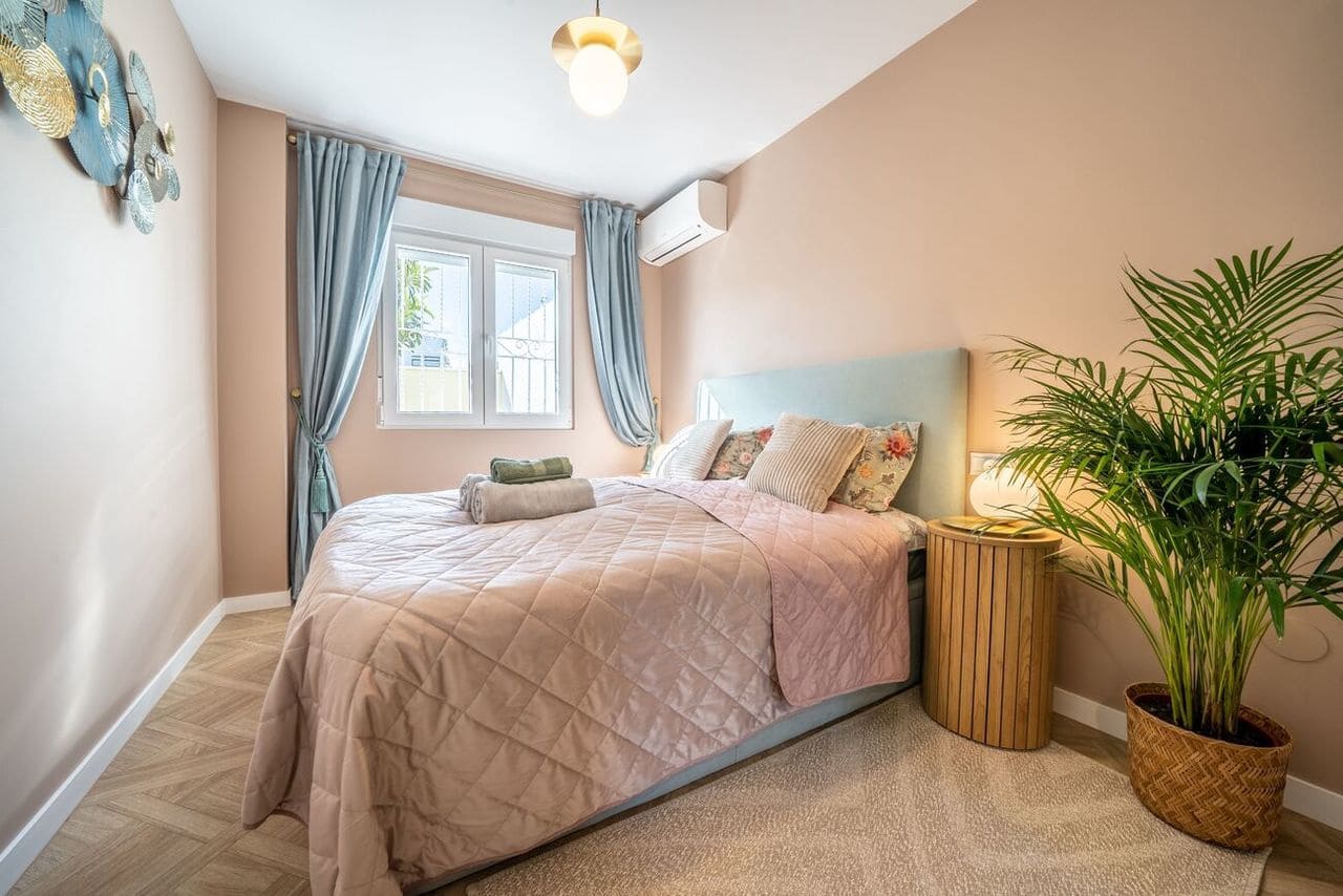 2 makuuhuone Huoneisto myytävänä paikassa Torrevieja mukana uima-altaan - 208 000 € (Ref: 9518441)