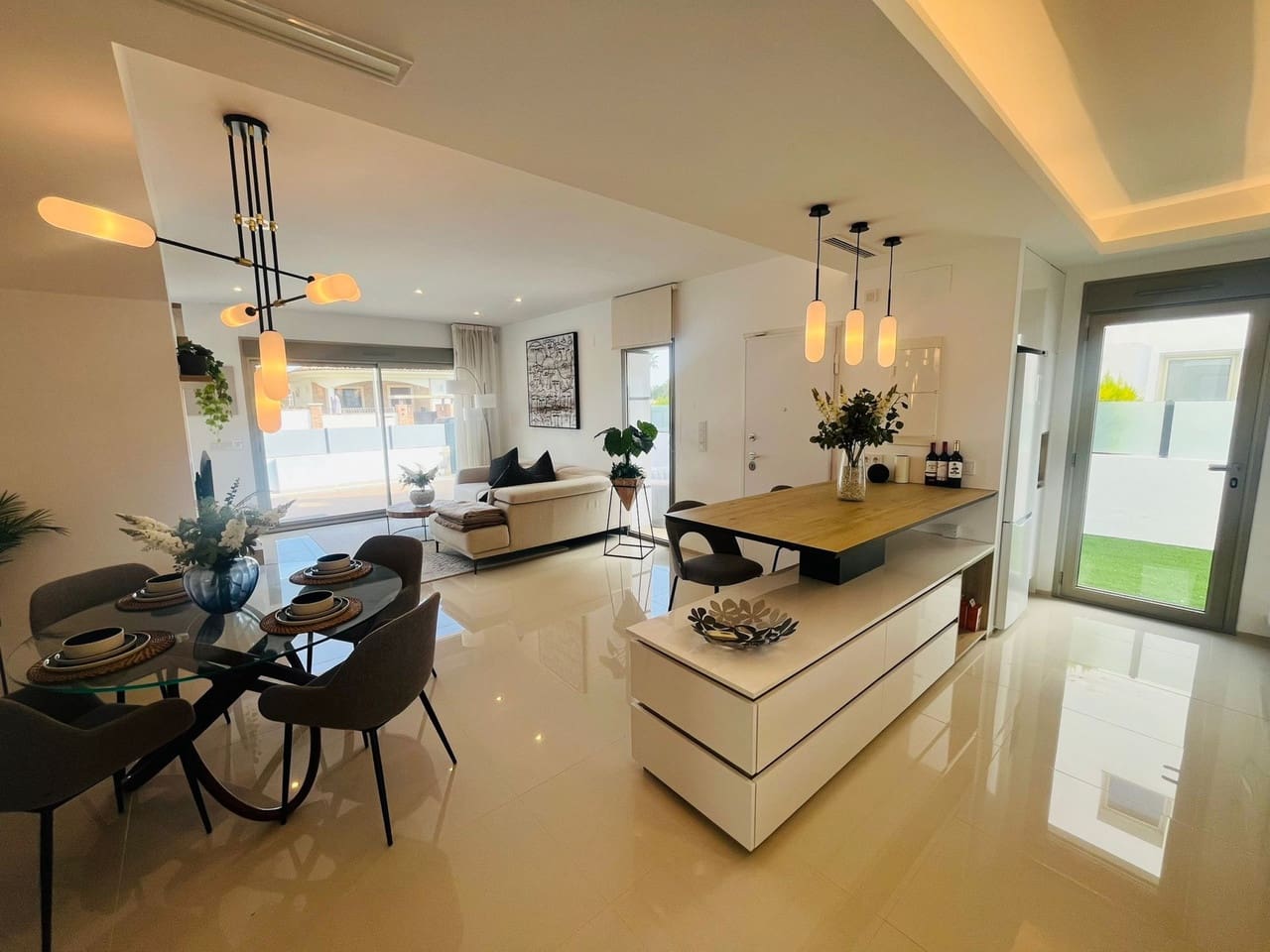 3 Zimmer Villa zu verkaufen in Los Alcazares - 595.000 € (Ref: 9518443)