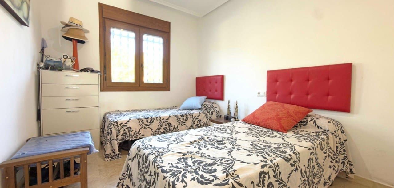 2 soverom Hus til salgs i Orihuela Costa - € 215 000 (Ref: 9518444)