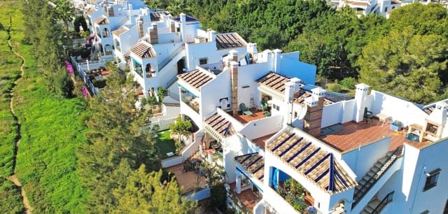 2 soverom Hus til salgs i Dehesa de Campoamor, Orihuela - € 215 000 (Ref: 9518444)