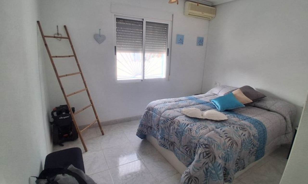 5 bedroom Villa for sale in Rojales - € 529,995 (Ref: 9518447)