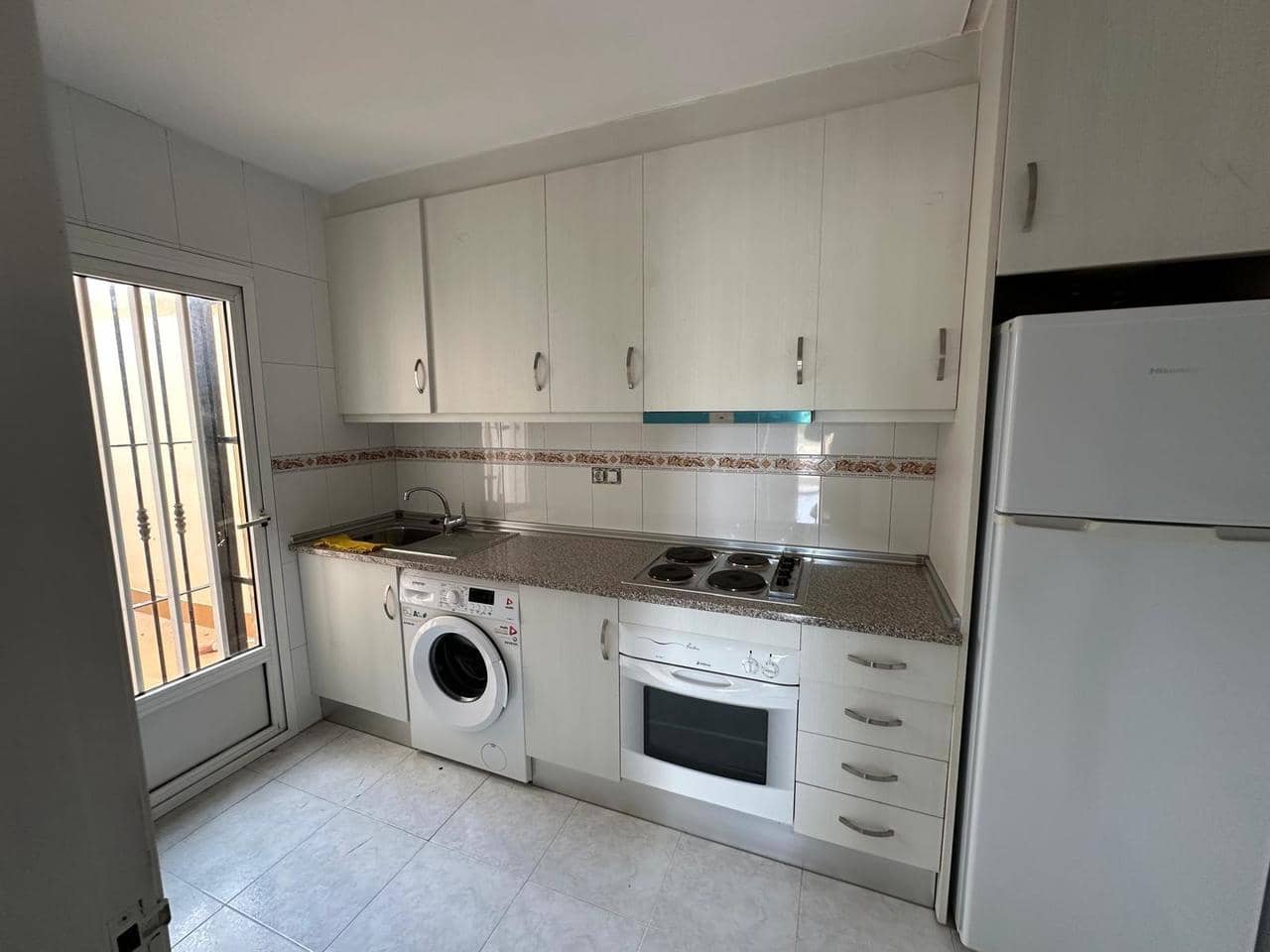 2 chambre Bungalow à vendre à Torrevieja avec piscine - 120 000 € (Ref: 9520580)