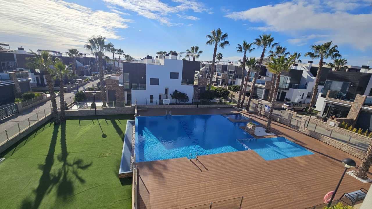 3 soverom Villa til salgs i Orihuela Costa - € 410 000 (Ref: 9520583)