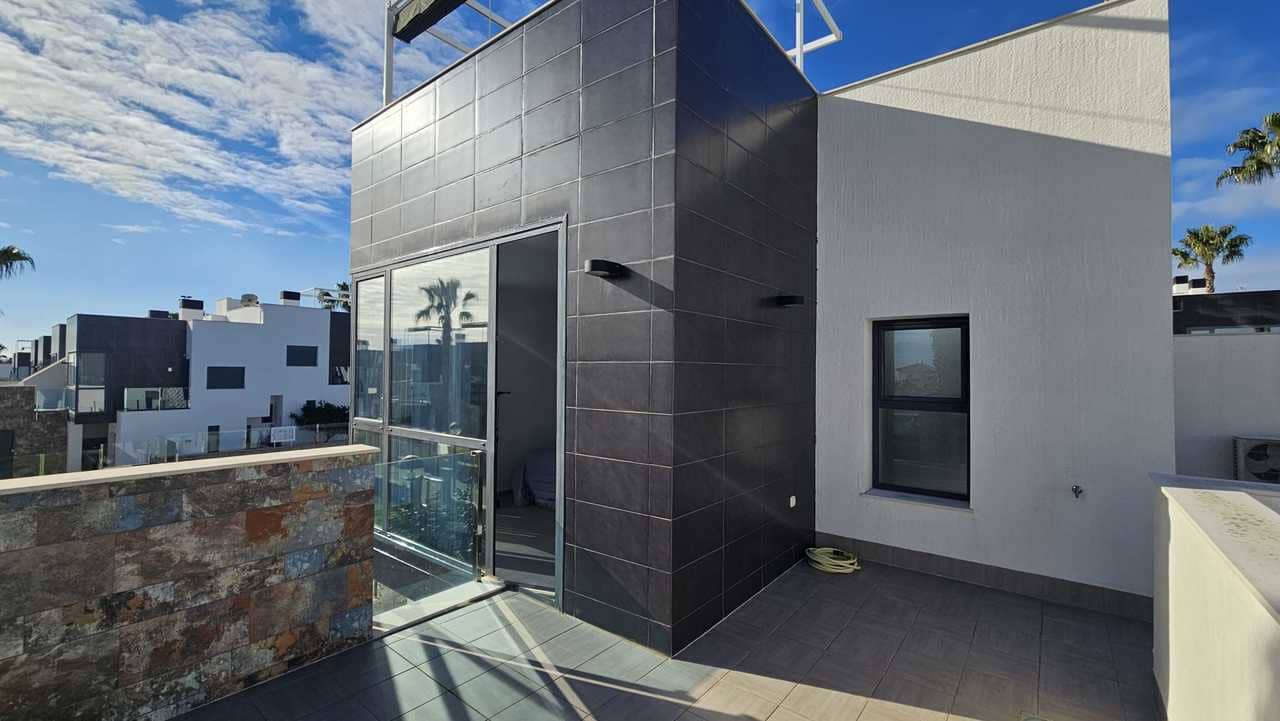 3 soverom Villa til salgs i Orihuela Costa - € 410 000 (Ref: 9520583)