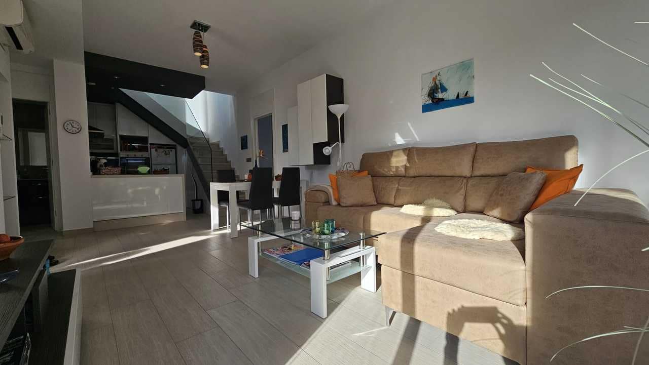 3 soverom Villa til salgs i Orihuela Costa - € 410 000 (Ref: 9520583)