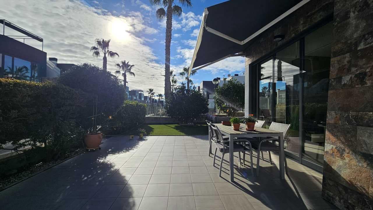 3 soverom Villa til salgs i Orihuela Costa - € 410 000 (Ref: 9520583)