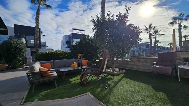 3 soverom Villa til salgs i Dehesa de Campoamor, Orihuela - € 410 000 (Ref: 9520583)