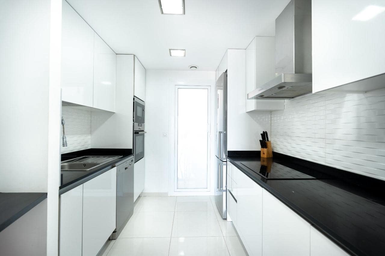 3 makuuhuone Kattohuoneisto myytävänä paikassa Torrevieja mukana uima-altaan - 810 000 € (Ref: 9521212)