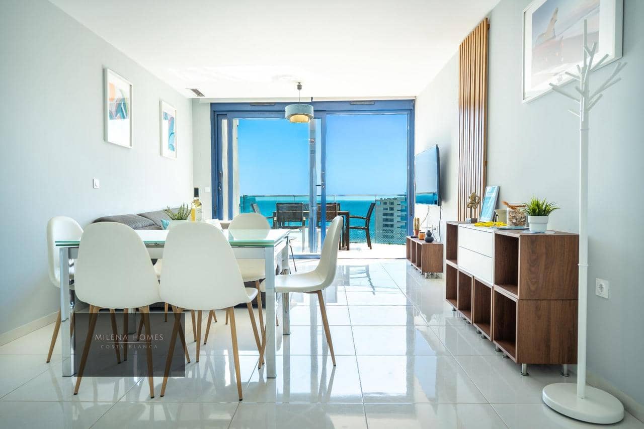 3 chambre Penthouse à vendre à Torrevieja avec piscine - 810 000 € (Ref: 9521212)