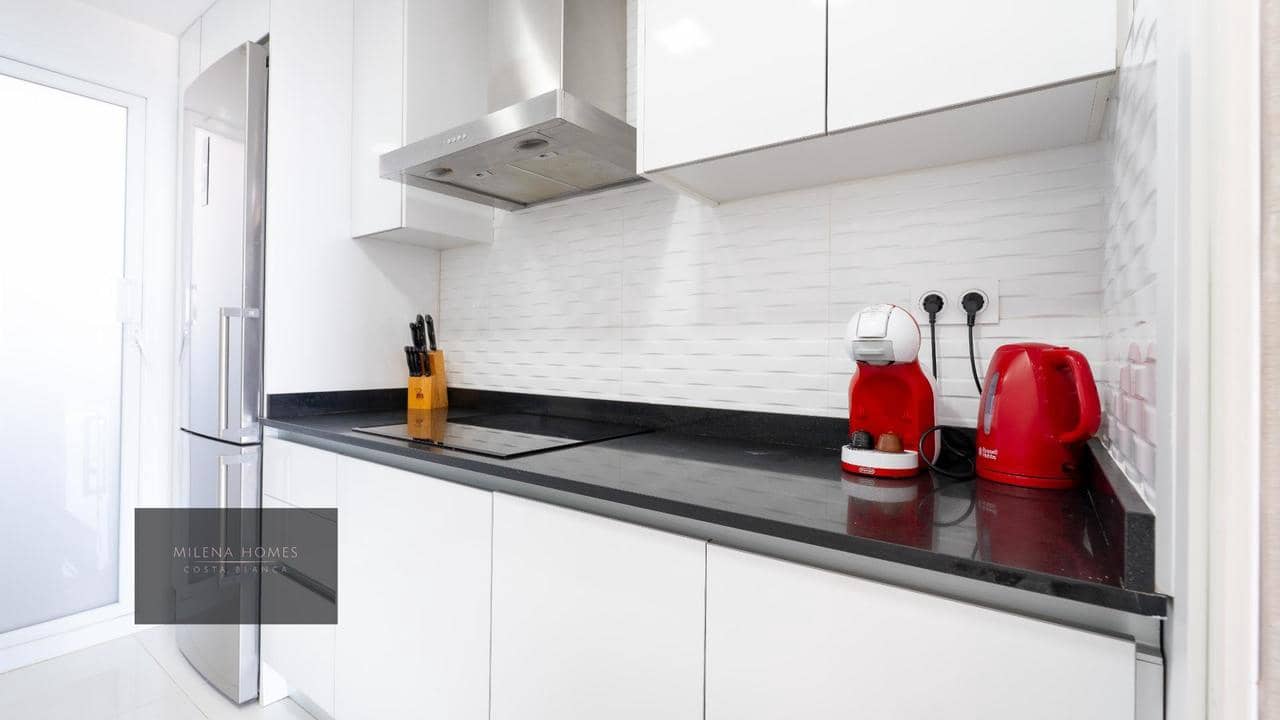 3 chambre Penthouse à vendre à Torrevieja avec piscine - 810 000 € (Ref: 9521212)