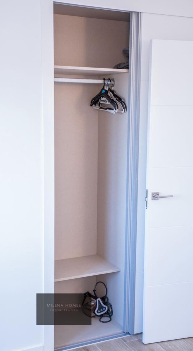 Apartamento de 2 habitaciones en Torrevieja en venta con piscina - 559.000 € (Ref: 9521213)