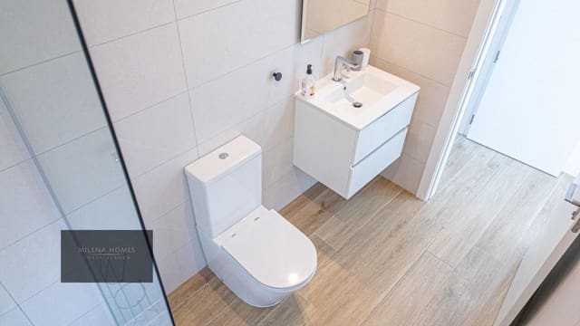 Apartamento de 2 habitaciones en El Molino, Torrevieja en venta con piscina - 559.000 € (Ref: 9521213)