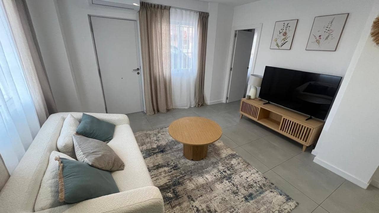 1 Zimmer Apartment zu verkaufen in Torrevieja - 128.000 € (Ref: 9530238)