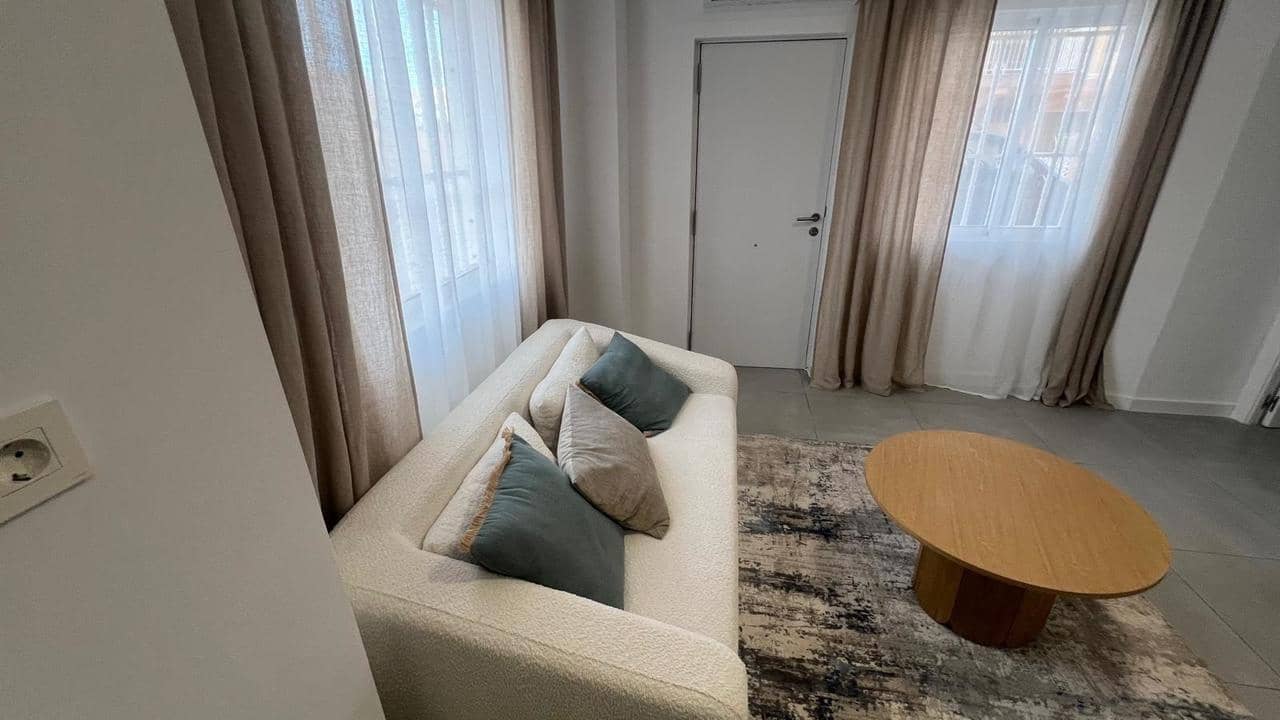1 Zimmer Apartment zu verkaufen in Torrevieja - 128.000 € (Ref: 9530238)