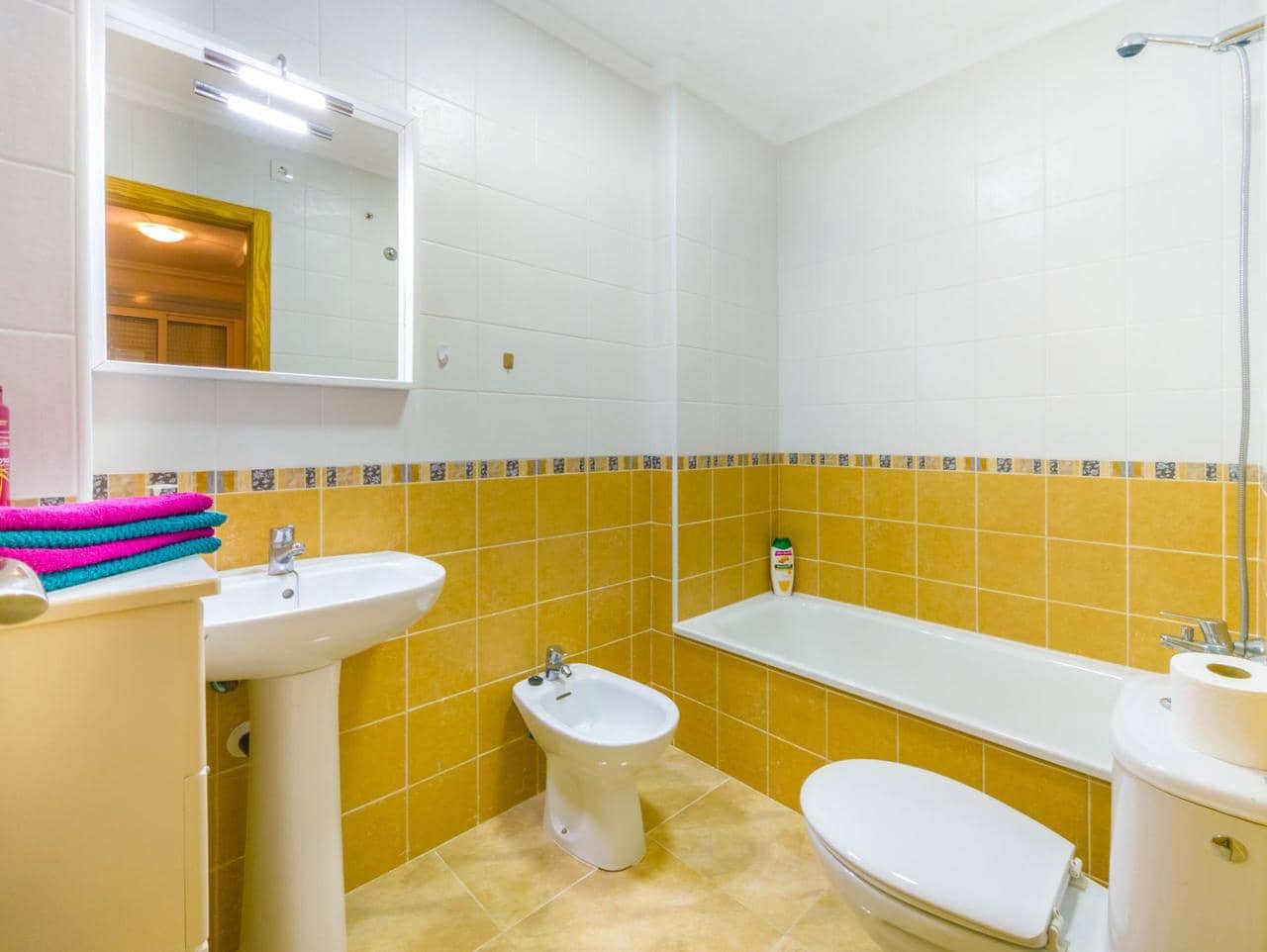 Apartamento de 2 habitaciones en Torrevieja en venta - 140.000 € (Ref: 9530242)