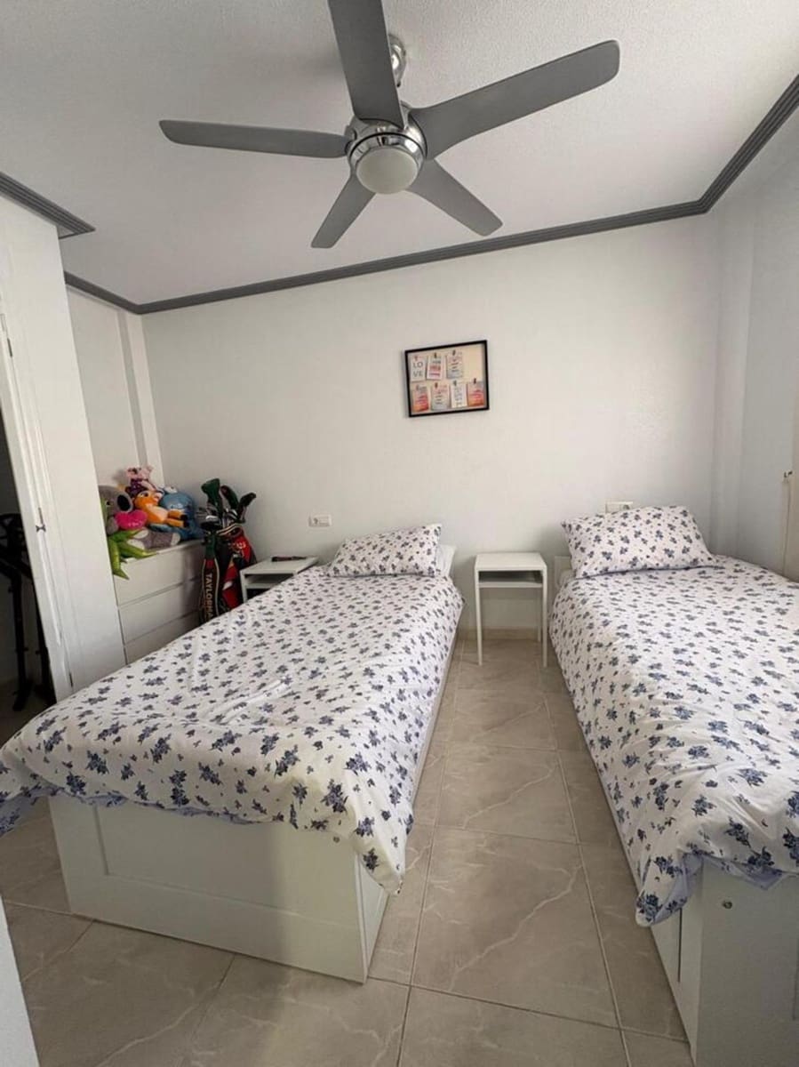 3 soverom Penthouse til salgs i Playa Flamenca - € 185 000 (Ref: 9530243)