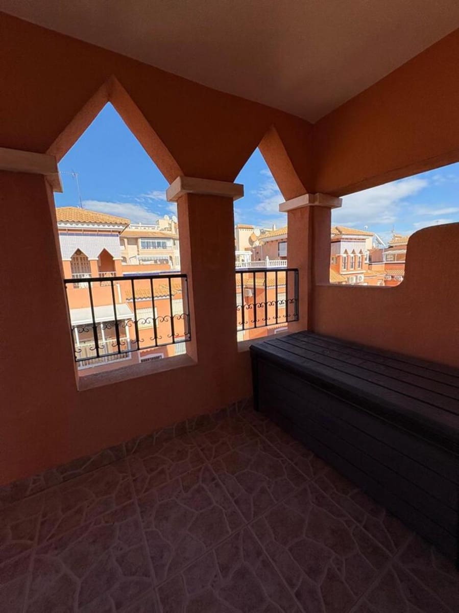 3 soverom Penthouse til salgs i Playa Flamenca - € 185 000 (Ref: 9530243)