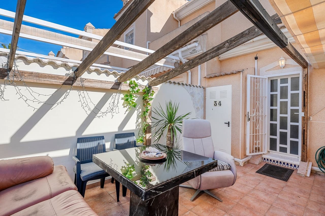 2 chambre Maison de Ville à vendre à Ciudad Quesada avec piscine - 189 000 € (Ref: 9535676)