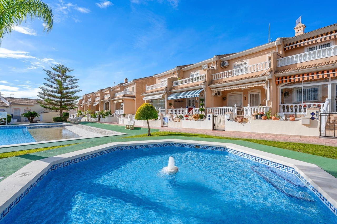 2 chambre Maison de Ville à vendre à Ciudad Quesada avec piscine - 189 000 € (Ref: 9535676)