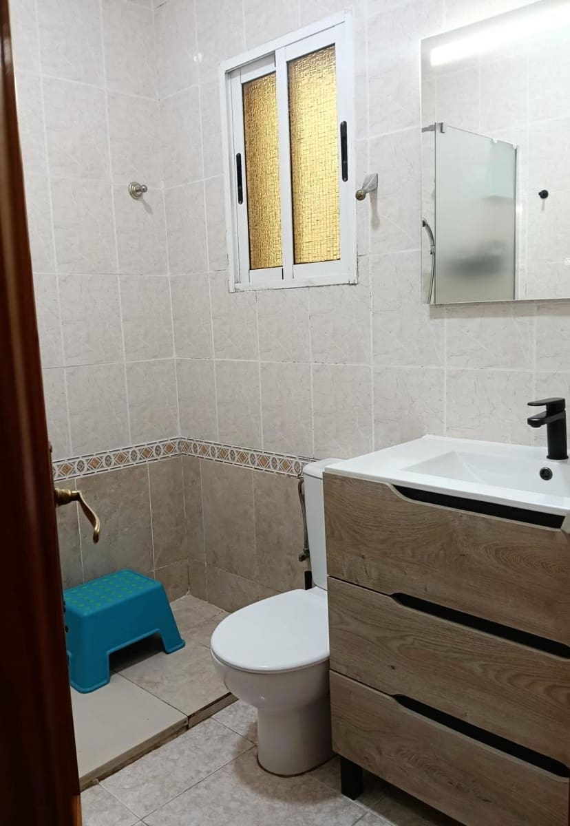 4 bedroom Townhouse for sale in Torrevieja with pool - € 187,900 (Ref: 9535677)