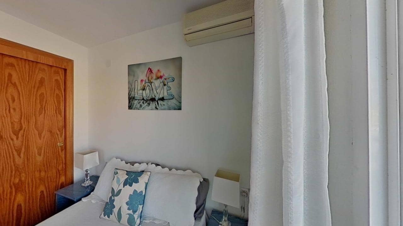 2 quarto Casa em Banda para venda em Orihuela Costa com piscina - 225 000 € (Ref: 9535751)