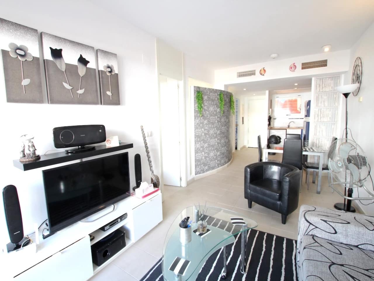 2 bedroom Apartment for sale in Playa Flamenca - € 169,950 (Ref: 9536642)