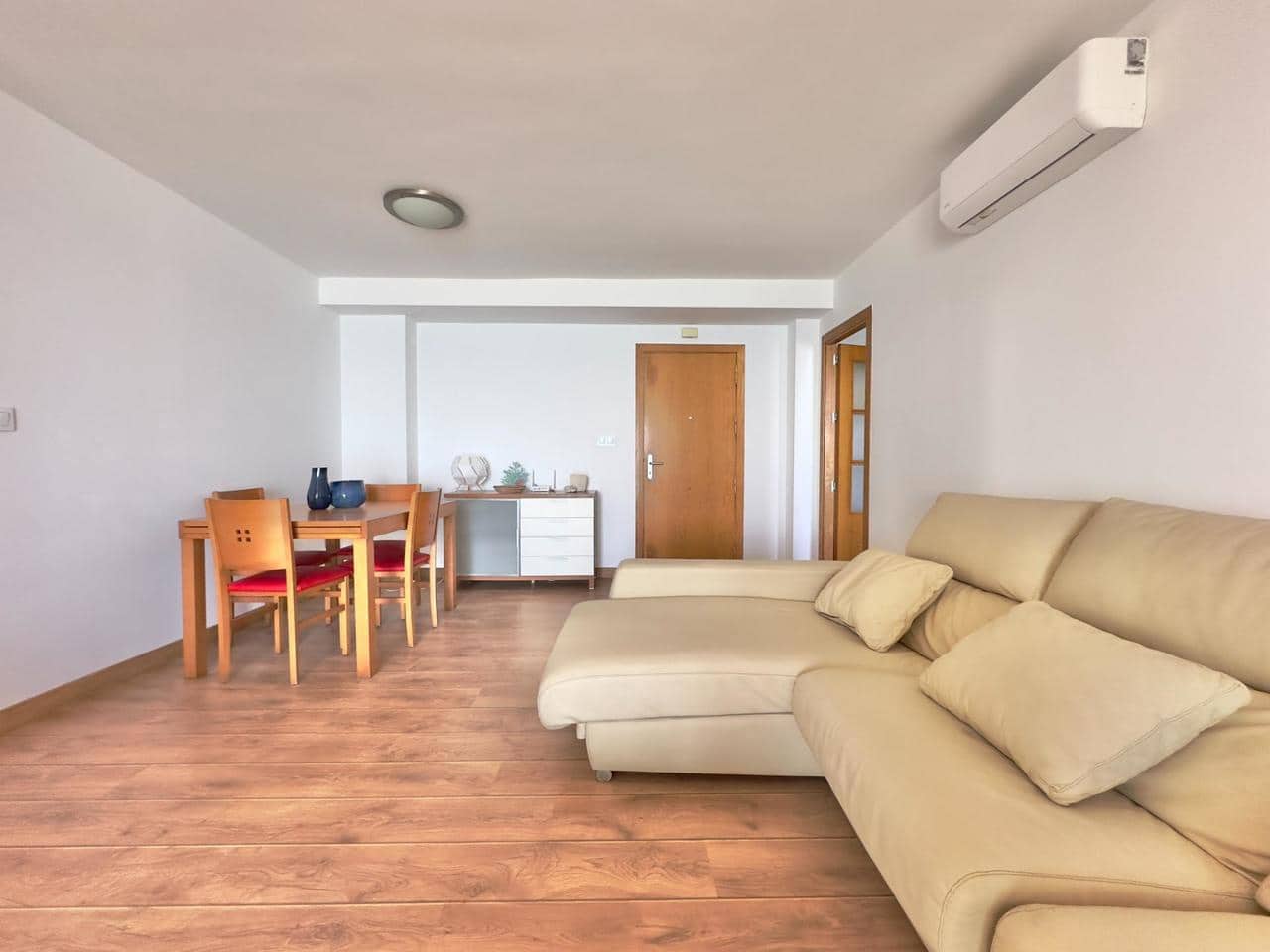 2 makuuhuone Huoneisto myytävänä paikassa La Manga del Mar Menor mukana uima-altaan - 315 000 € (Ref: 9537219)