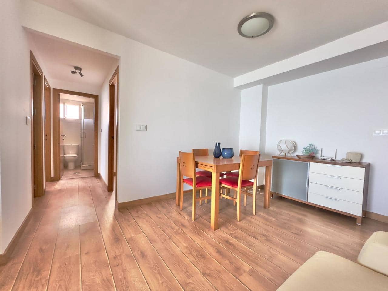 2 makuuhuone Huoneisto myytävänä paikassa La Manga del Mar Menor mukana uima-altaan - 315 000 € (Ref: 9537219)