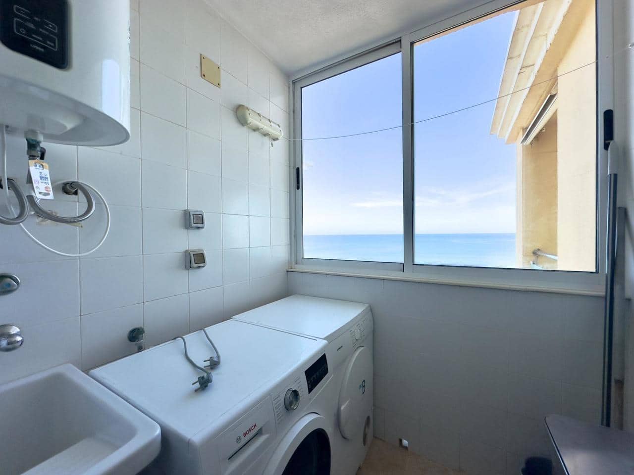 2 makuuhuone Huoneisto myytävänä paikassa La Manga del Mar Menor mukana uima-altaan - 315 000 € (Ref: 9537219)