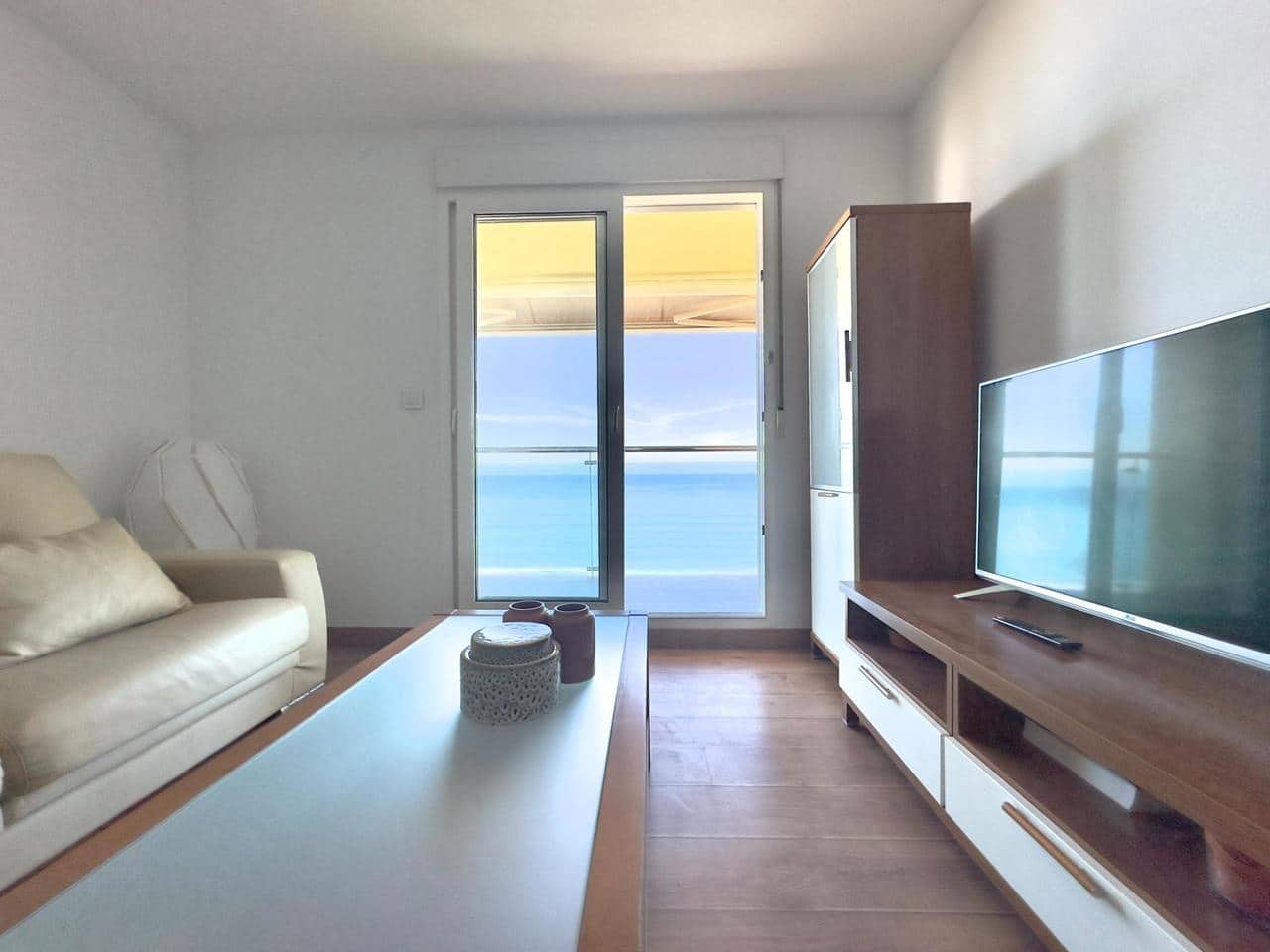 2 makuuhuone Huoneisto myytävänä paikassa La Manga del Mar Menor mukana uima-altaan - 315 000 € (Ref: 9537219)