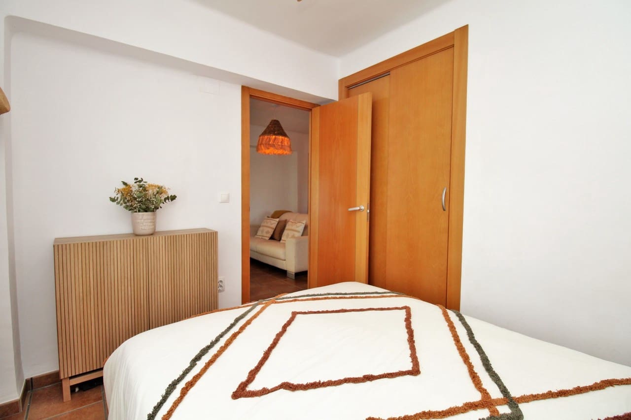 Apartamento de 3 habitaciones en Javea / Xàbia en venta - 379.000 € (Ref: 9543040)