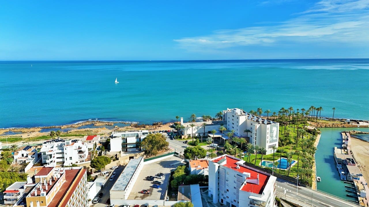 Apartamento de 3 habitaciones en Javea / Xàbia en venta - 379.000 € (Ref: 9543040)