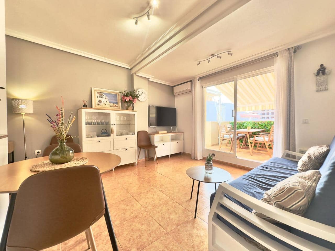 2 sovrum Takvåning till salu i Torrevieja - 218 000 € (Ref: 9547528)