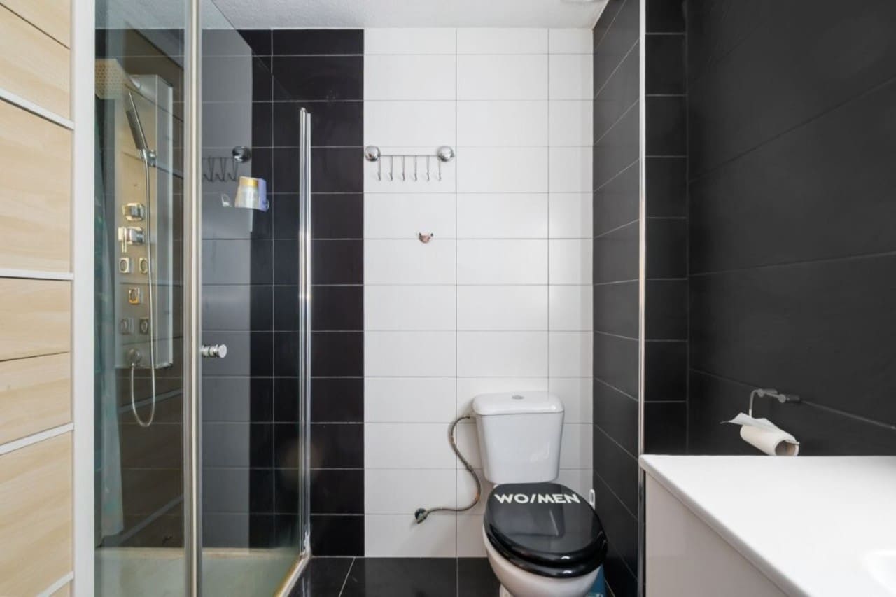 2 makuuhuone Omakotitalo myytävänä paikassa Torrevieja - 195 000 € (Ref: 9547529)