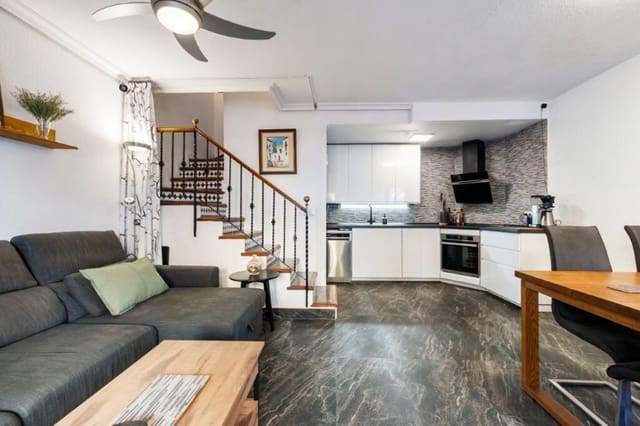 2 makuuhuone Omakotitalo myytävänä paikassa El Molino, Torrevieja - 195 000 € (Ref: 9547529)