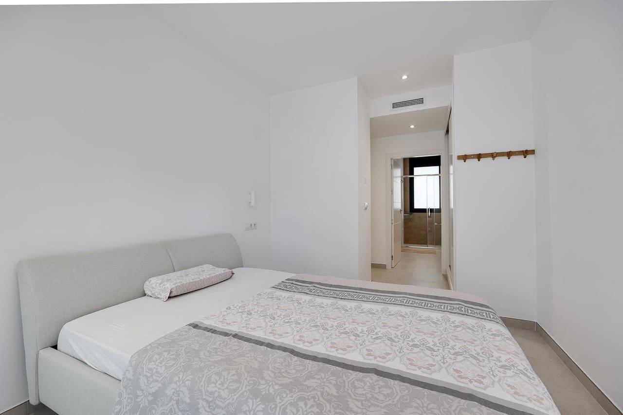 3 sypialnia Willa na sprzedaż w Pinar de Campoverde - 410 000 € (Ref: 9547535)