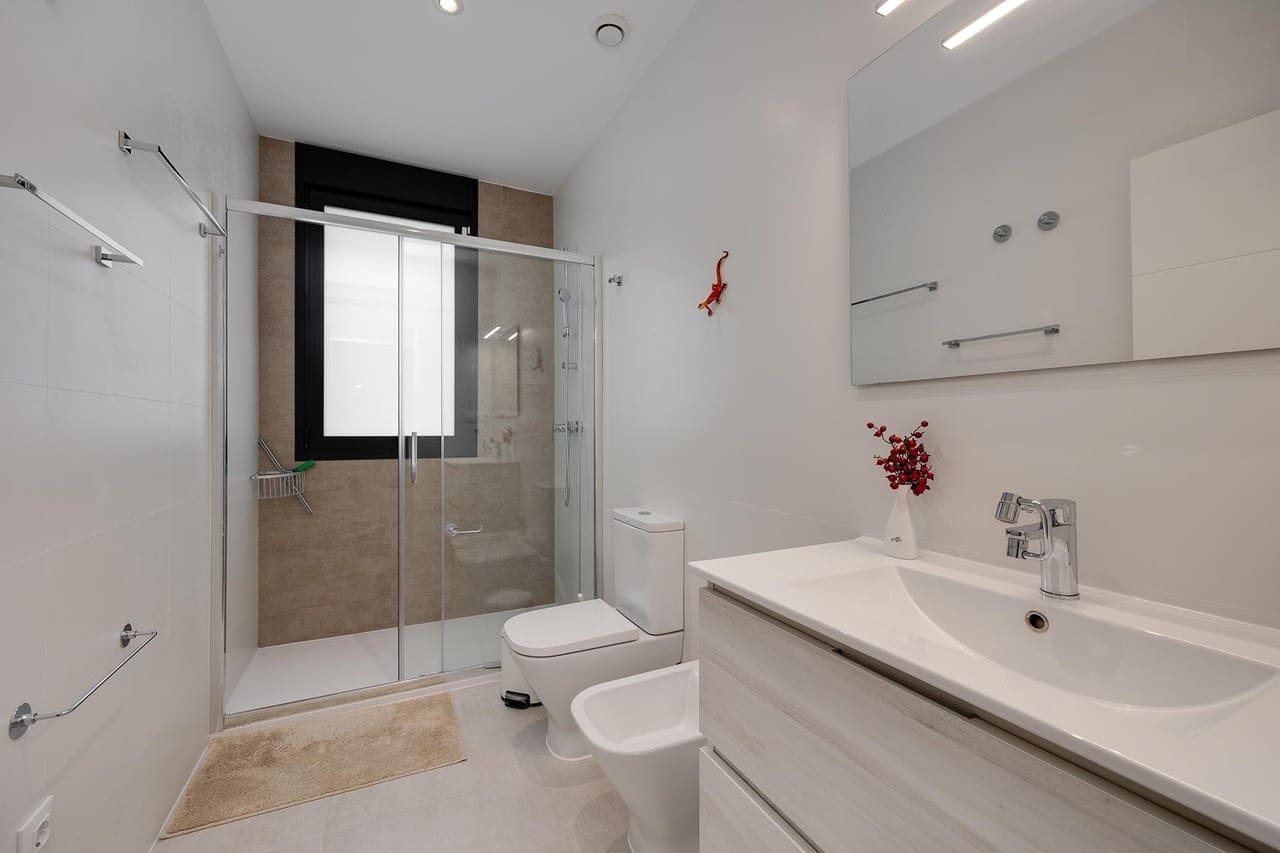 3 sypialnia Willa na sprzedaż w Pinar de Campoverde - 410 000 € (Ref: 9547535)