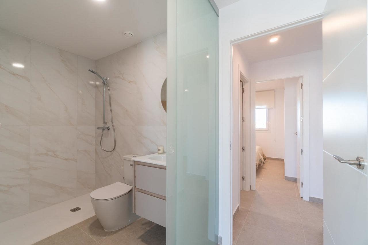 3 bedroom Apartment for sale in Orihuela Costa with pool - € 469,000 (Ref: 9550691)