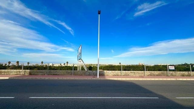 4 Zimmer Haus zu verkaufen in El Molino, Torrevieja - 449.900 € (Ref: 9550706)