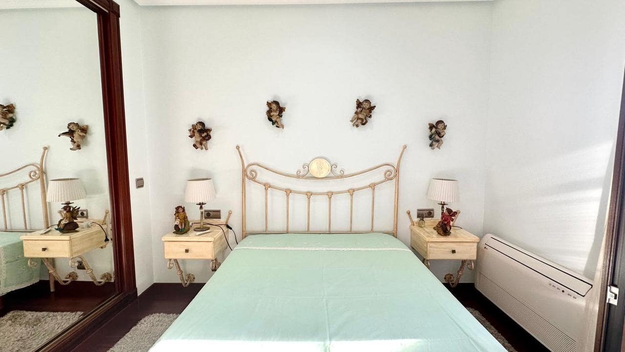 4 Zimmer Haus zu verkaufen in Torrevieja - 449.900 € (Ref: 9550706)