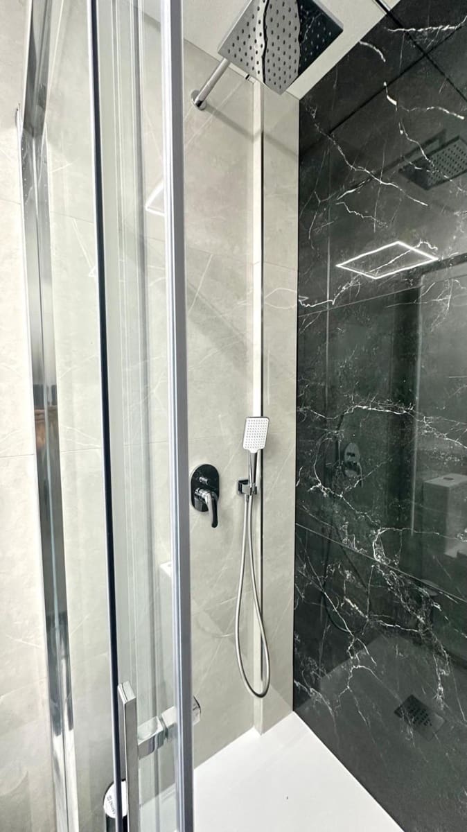 Apartamento de 2 habitaciones en Torrevieja en venta - 250.000 € (Ref: 9550708)