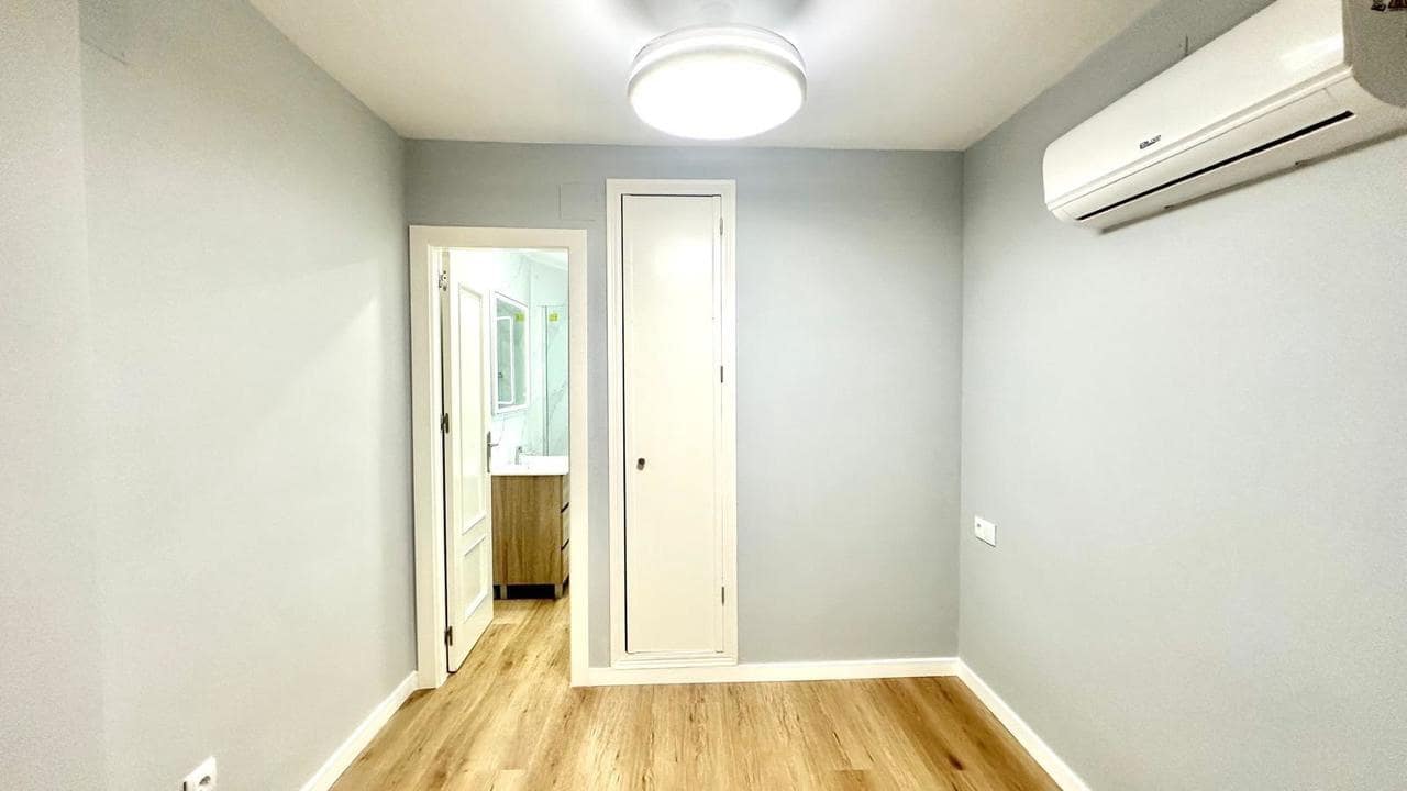 2 sypialnia Apartament na sprzedaż w Torrevieja - 164 900 € (Ref: 9550709)