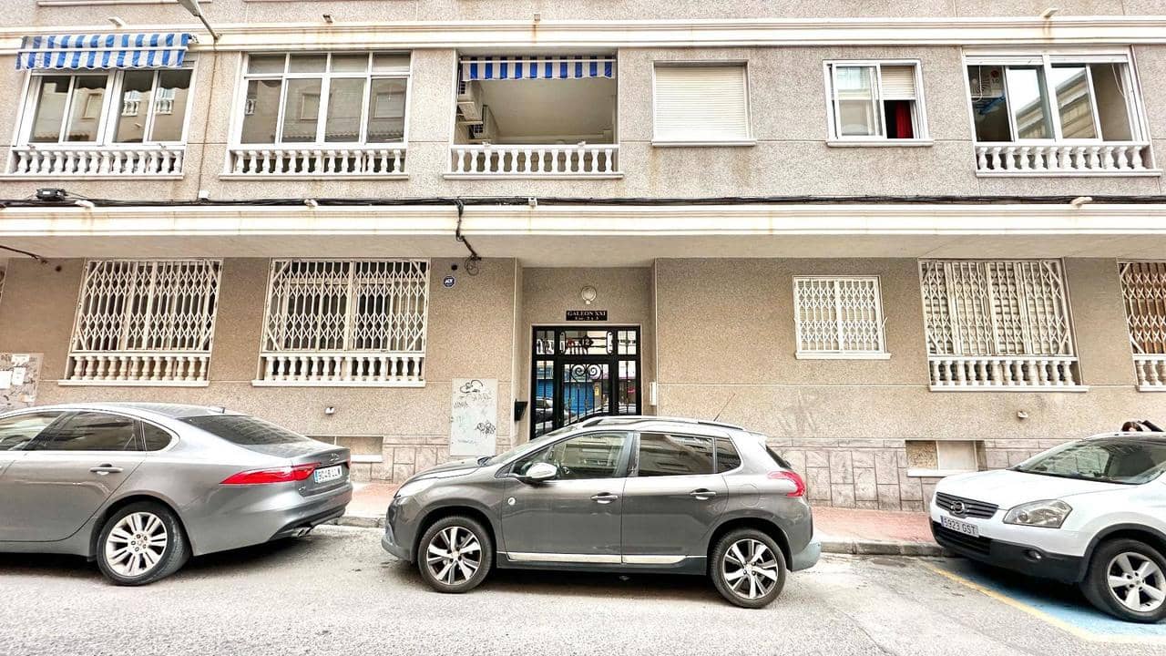 2 sypialnia Apartament na sprzedaż w Torrevieja - 154 900 € (Ref: 9550713)