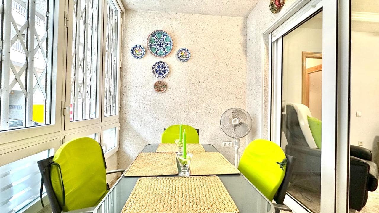 2 sypialnia Apartament na sprzedaż w Torrevieja - 154 900 € (Ref: 9550713)