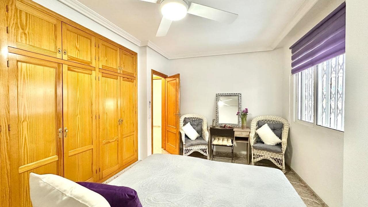 2 sypialnia Apartament na sprzedaż w Torrevieja - 154 900 € (Ref: 9550713)